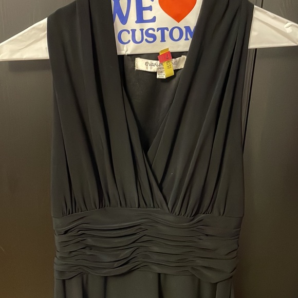 Evan Piccone black cocktail dress.size 4 worn once. Freshly dry cleaned. - Picture 3 of 9